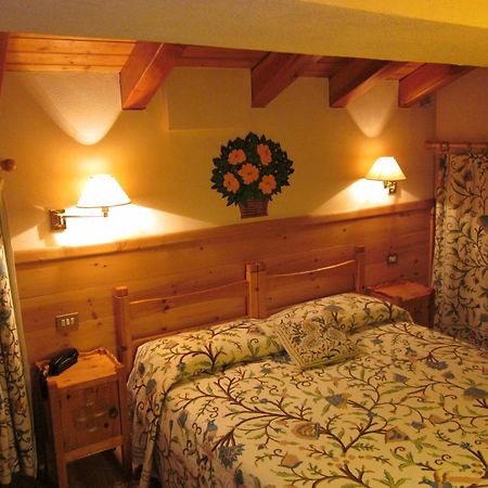 Hotel Mignon بيريوِل تْشيرفينيا المظهر الخارجي الصورة